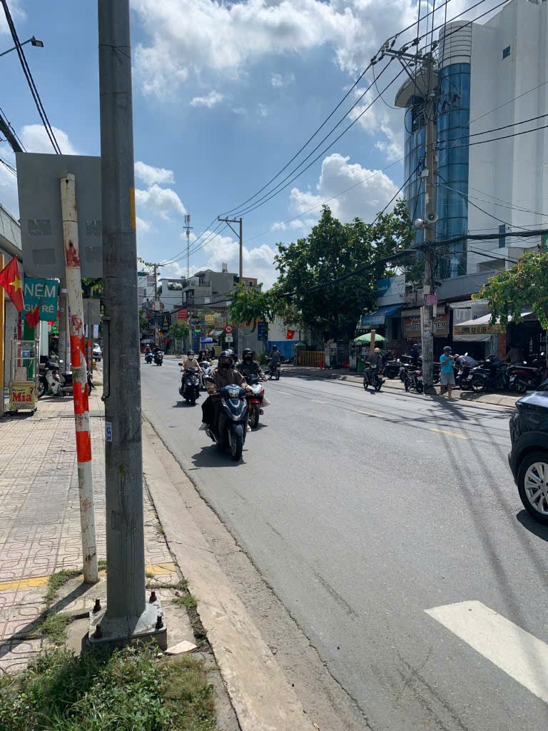 Bán nhà đẹp Linh Đông DT khủng 85m² –  Gần chợ Thủ Đức – Giá tốt không tưởng!